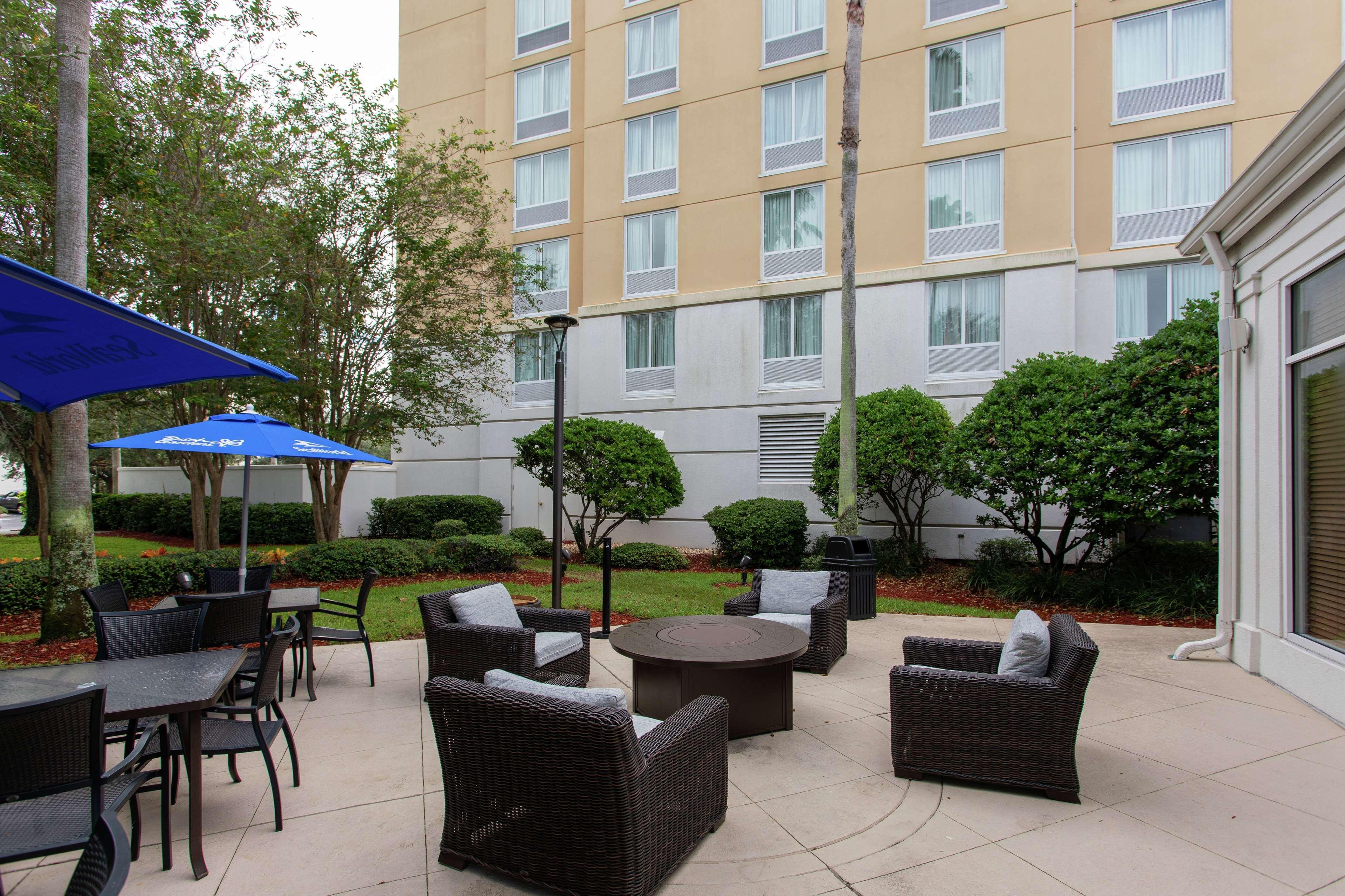 Hilton Garden Inn Orlando At Seaworld Williamsburg Exterior foto