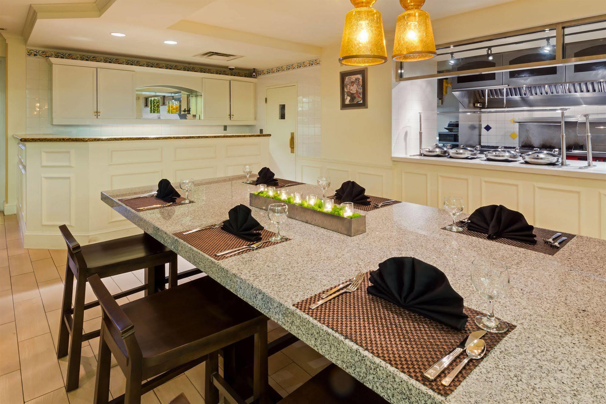 Hilton Garden Inn Orlando At Seaworld Williamsburg Restaurante foto